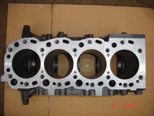 Excavator 3L Cylinder Block Excavator Replacement Vol-vo Hitachi Hyundai