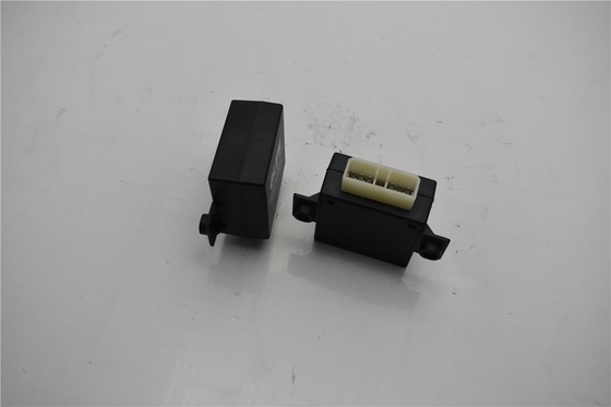 Excavator Parts R210-7 R225-7 Wiper Controller Relay 21N6-01273