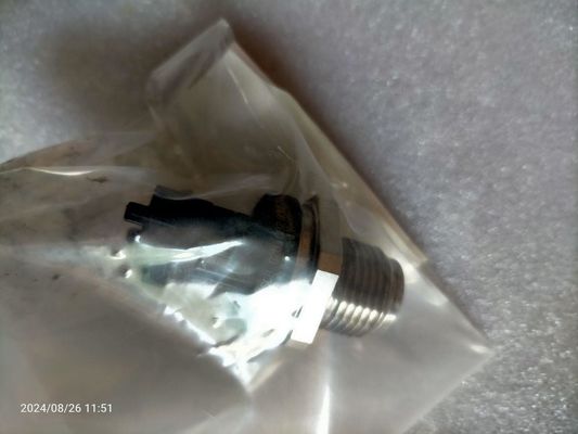 Fuel Pressure Sensor 3974092 20973777 VOE20973777 For Volvo D6D