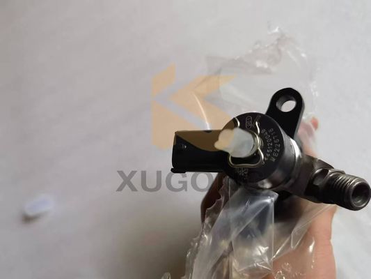 Diesel Engine Common Rail Injector 4M50 0445120048 Excavator Engine Parts