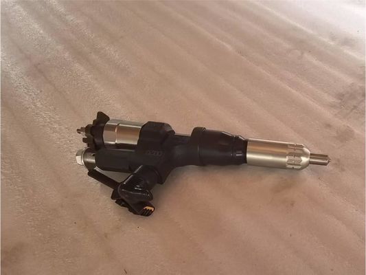 SK330-8 Nozzle Injector Assy VH23670E0010 Injector Assy For Kobelco J08E