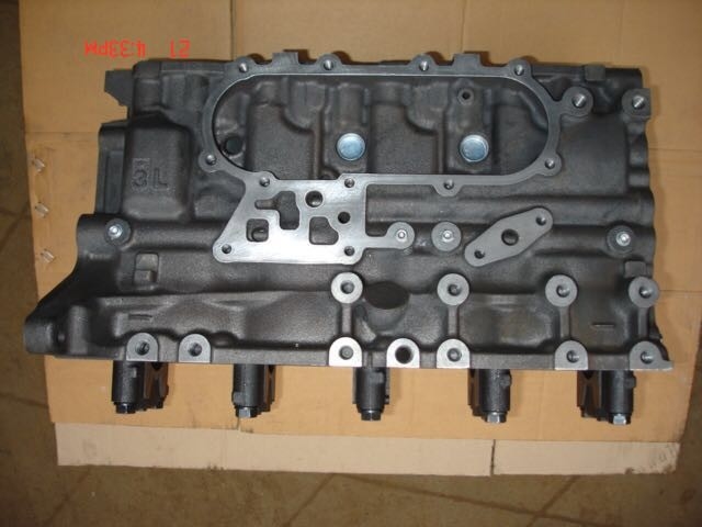 Excavator 3L Cylinder Block Excavator Replacement Vol-vo Hitachi Hyundai