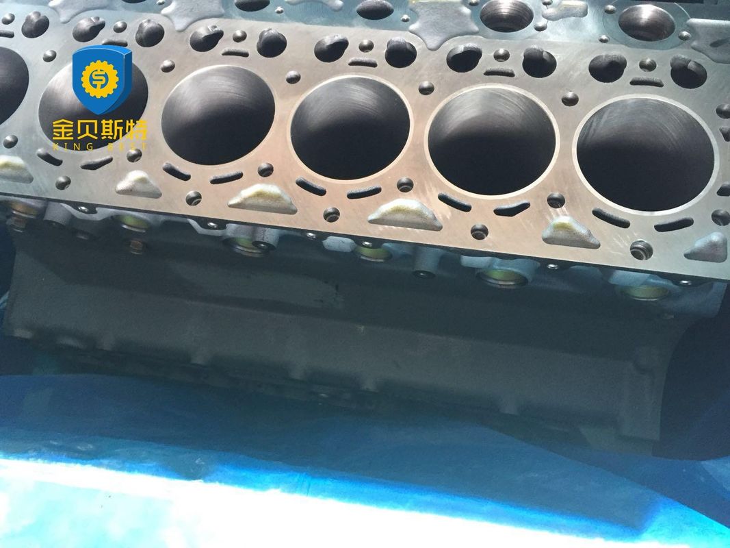 Genuine Excavator Engine Parts  D6E Diesel Engine Cylinder Head